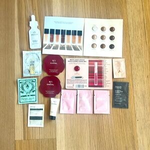I’m selling a sample pack from Ulta and Sephora